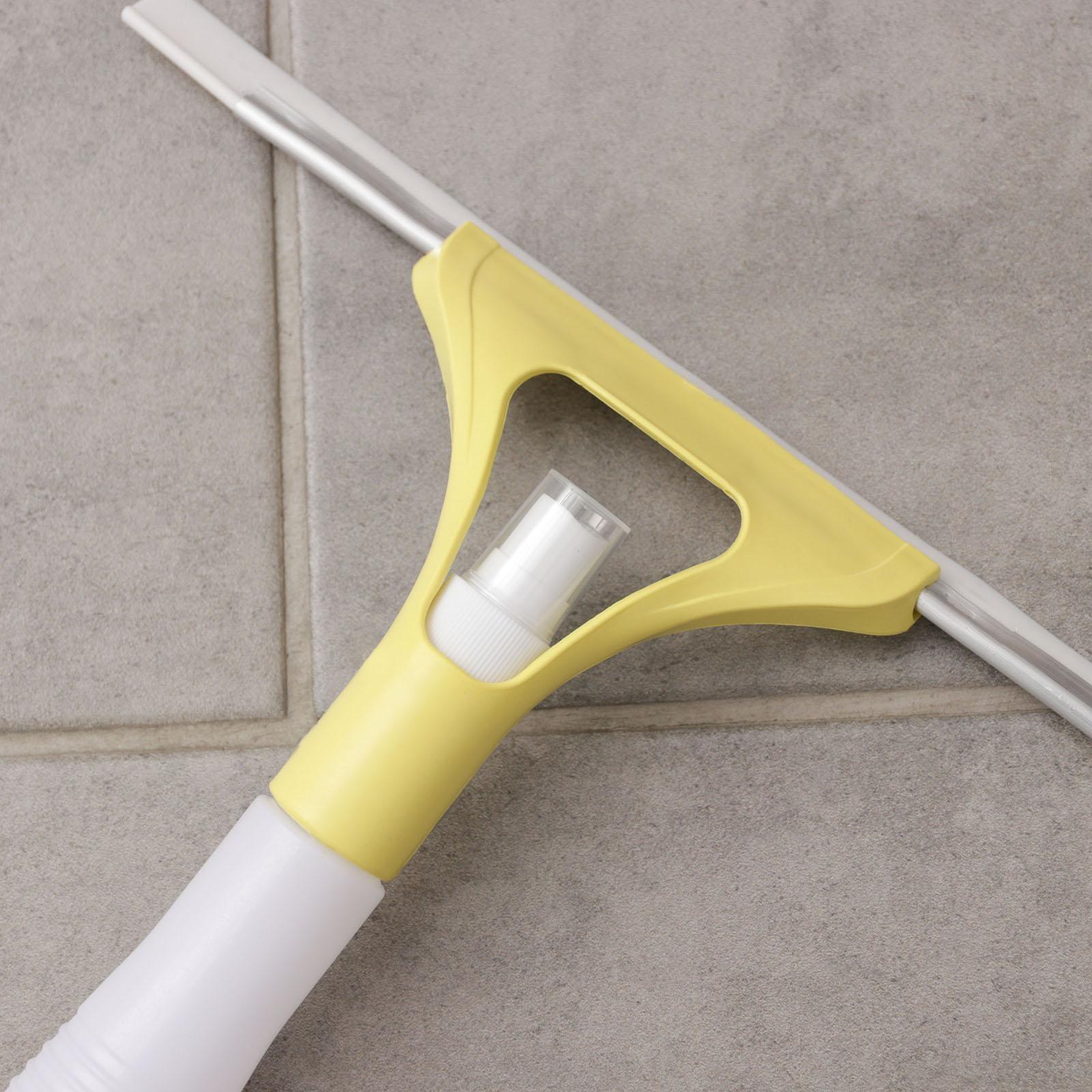 Водосгон с пульверизатором, 30×30 см, цвет МИКС