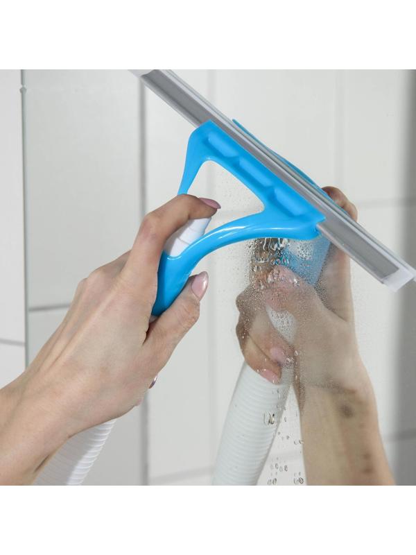 Водосгон с пульверизатором, 30×30 см, цвет МИКС