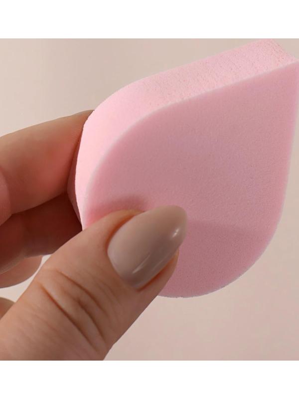 Спонж для нанесения косметики «Плоская капля», 6 × 4,5 см, цвет МИКС