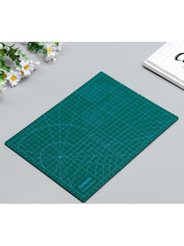 Резиновый мат для творчества 30х22 см