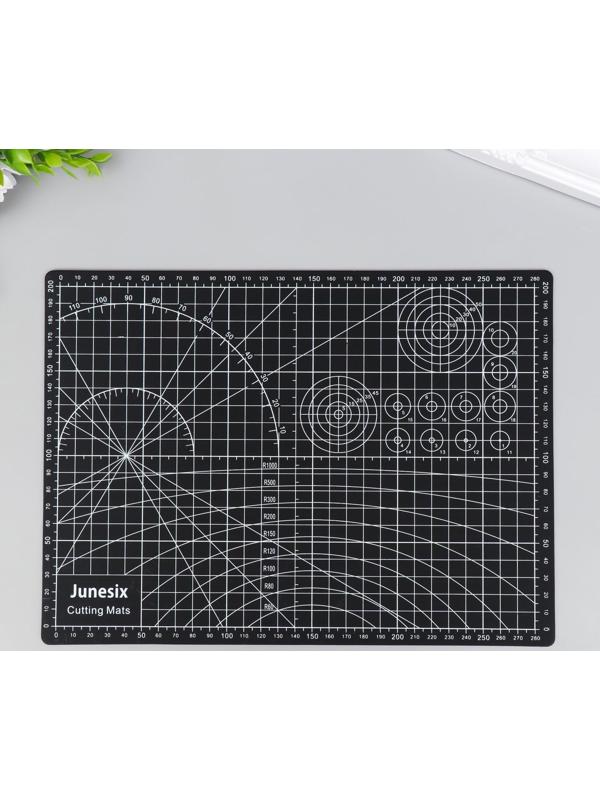 Резиновый мат для творчества 30х22 см