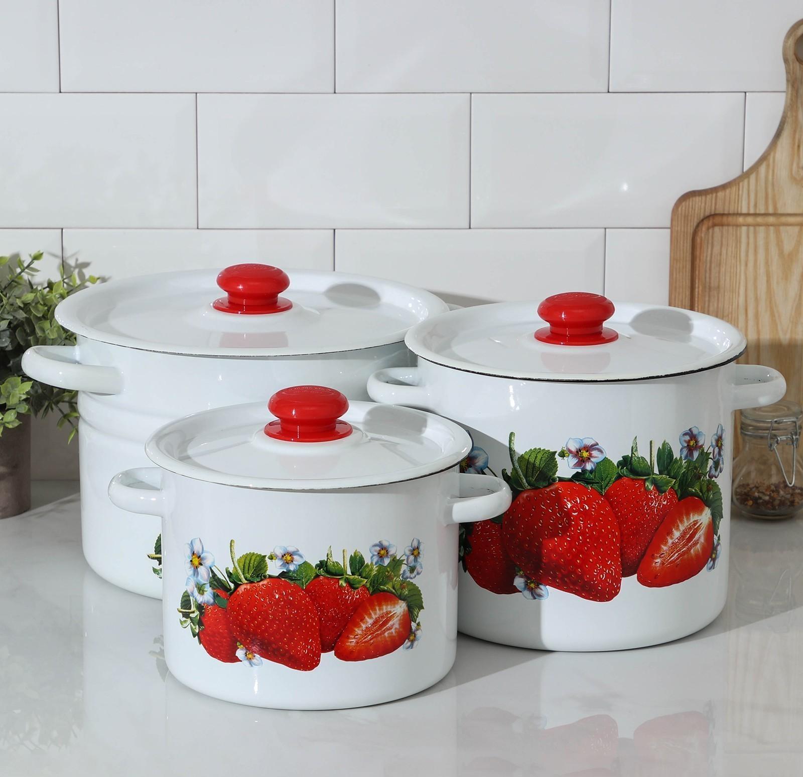 Набор кастрюль «Клубника садовая», 3 предмета: 3,5 л, 5,5 л, 8 л, эмалированные крышки, индукция, цвет белый