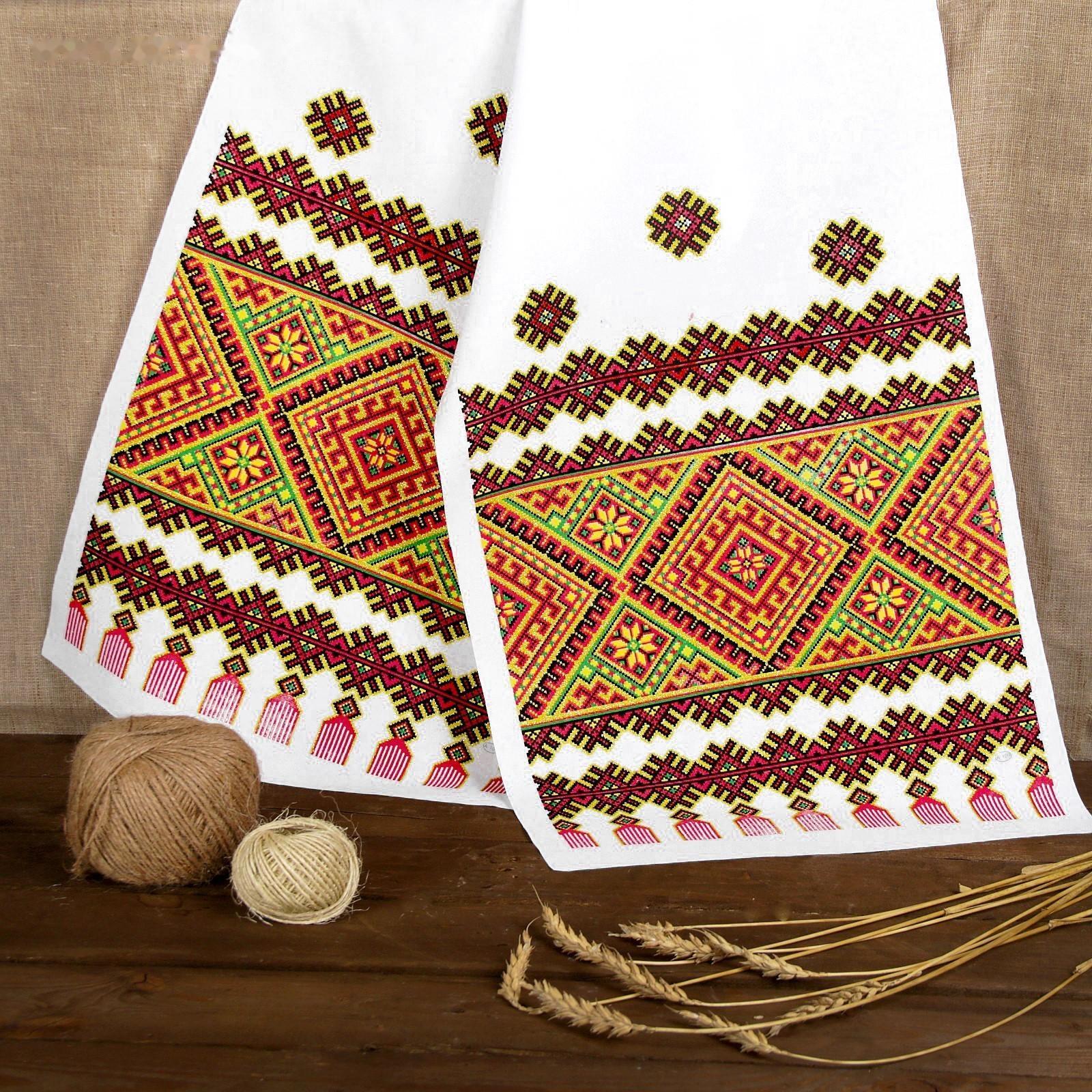 Рушник «Орнамент. Зеленый с красным»