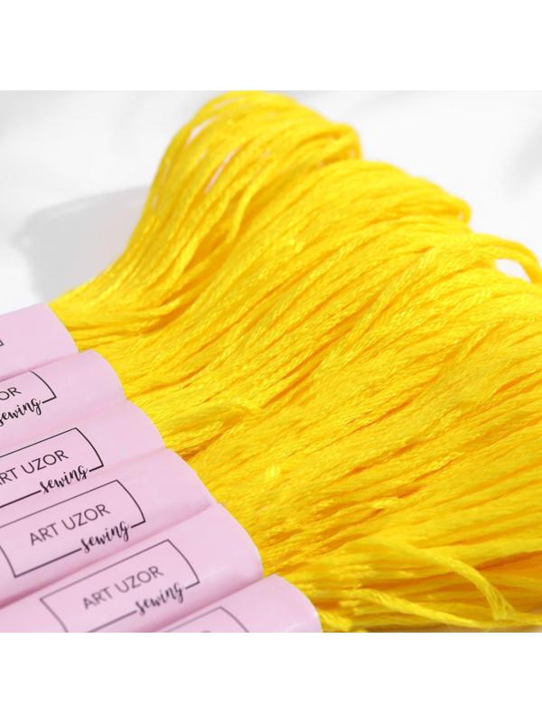 Нитки мулине, 8 ± 1 м, цвет ярко-жёлтый №973