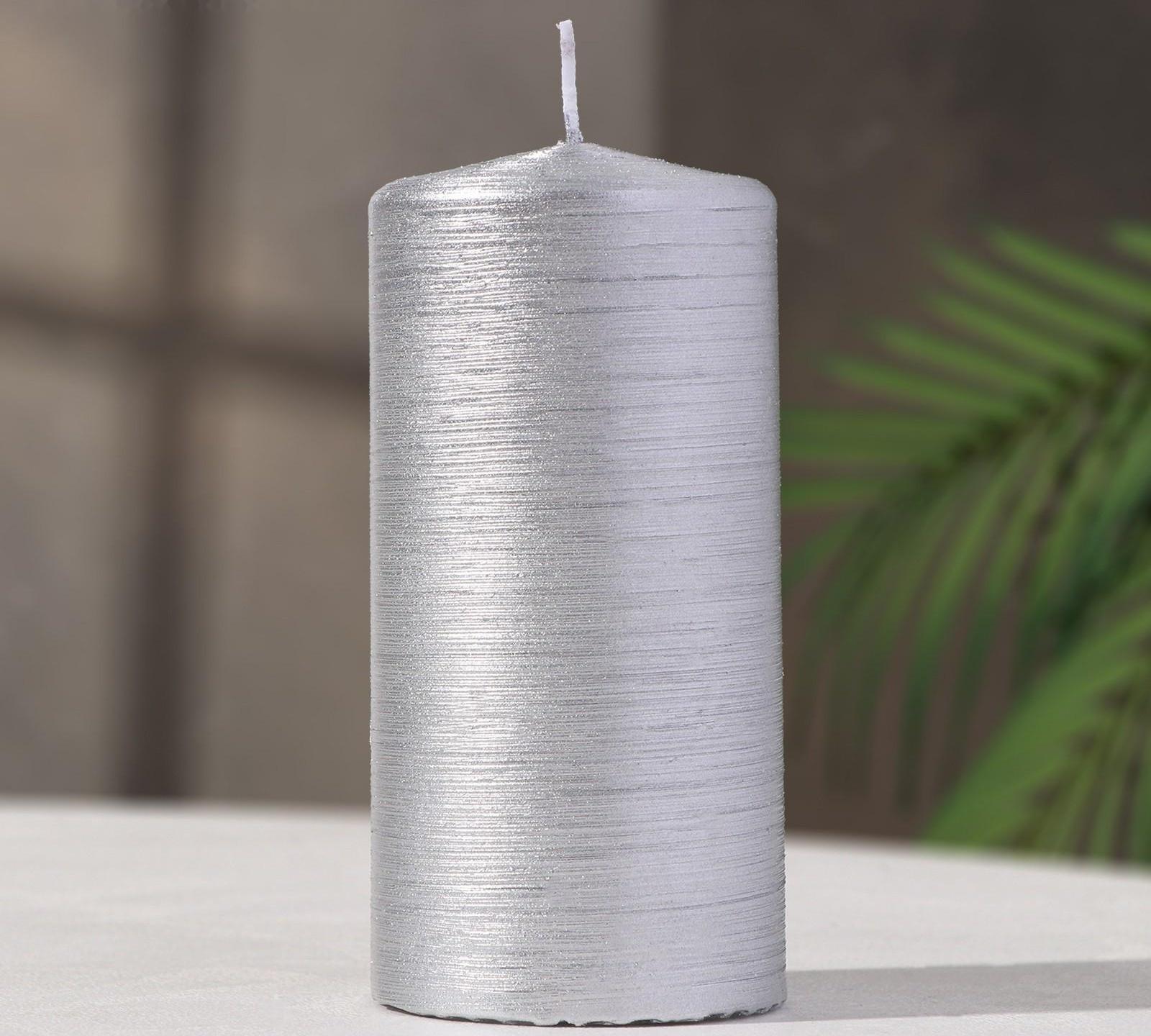 Свеча - цилиндр, 6x12,5 см, 35 ч, 275 г, серебряный рельеф