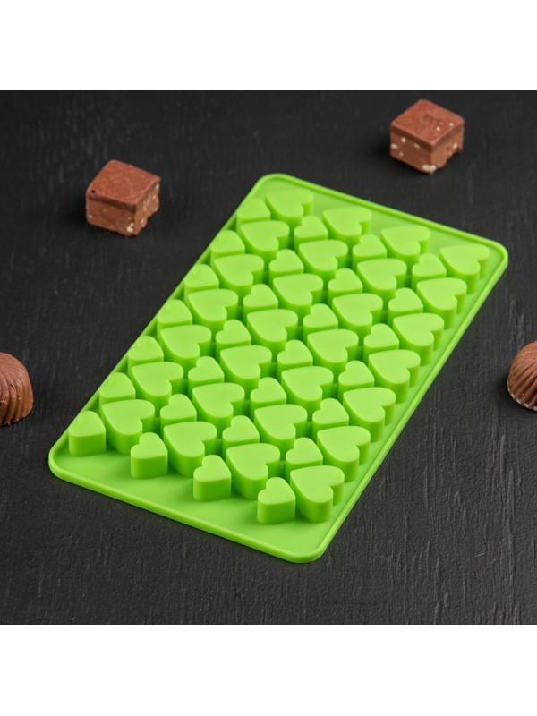 Форма для льда и кондитерских украшений Доляна «Сердечки», 19,5×11,5 см, 56 ячеек, цвет МИКС