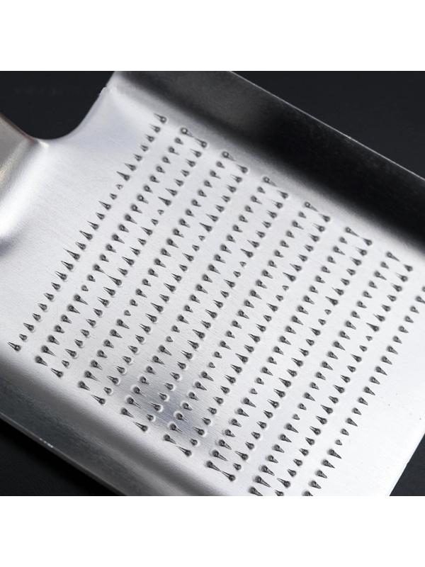 Тёрка для цедры металлическая Доляна, 11×7,5×1,2 см, цвет хромированный