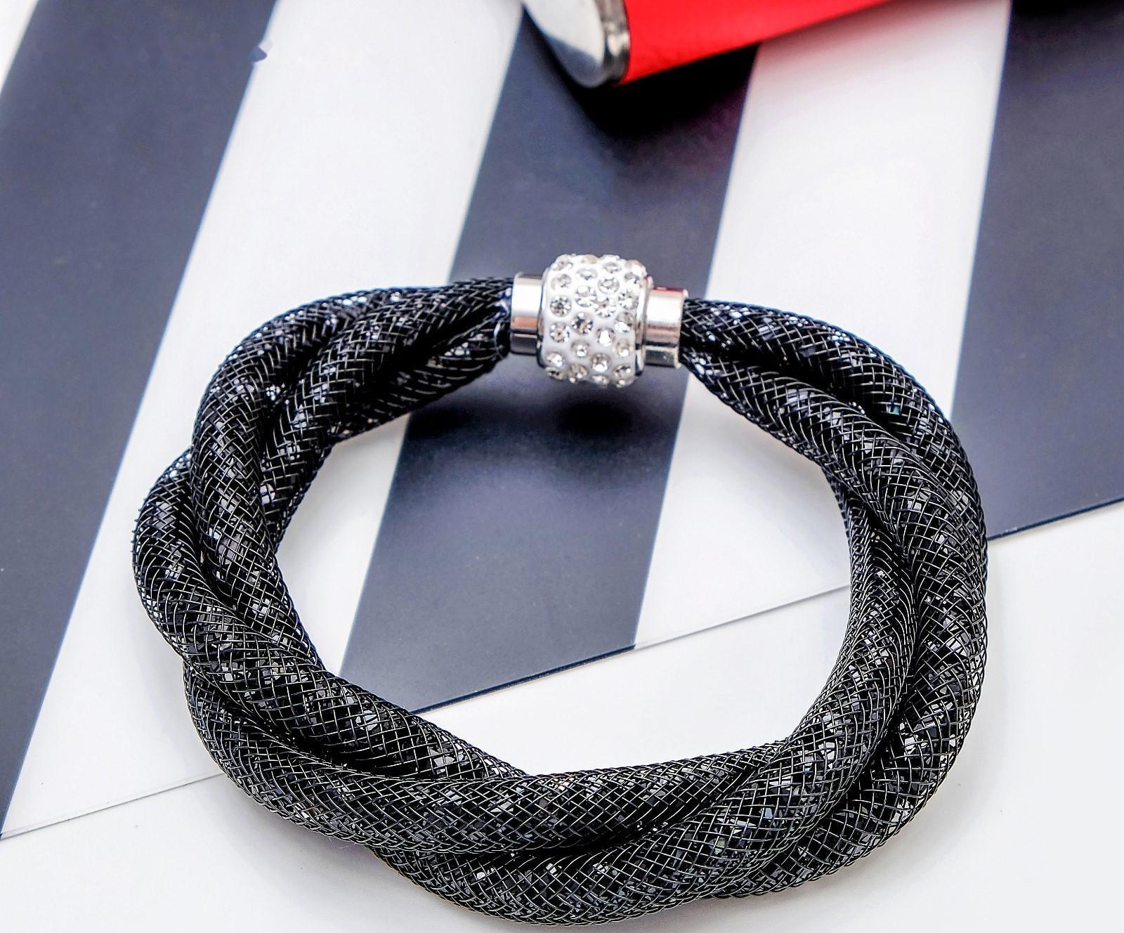 Браслет со стразами 