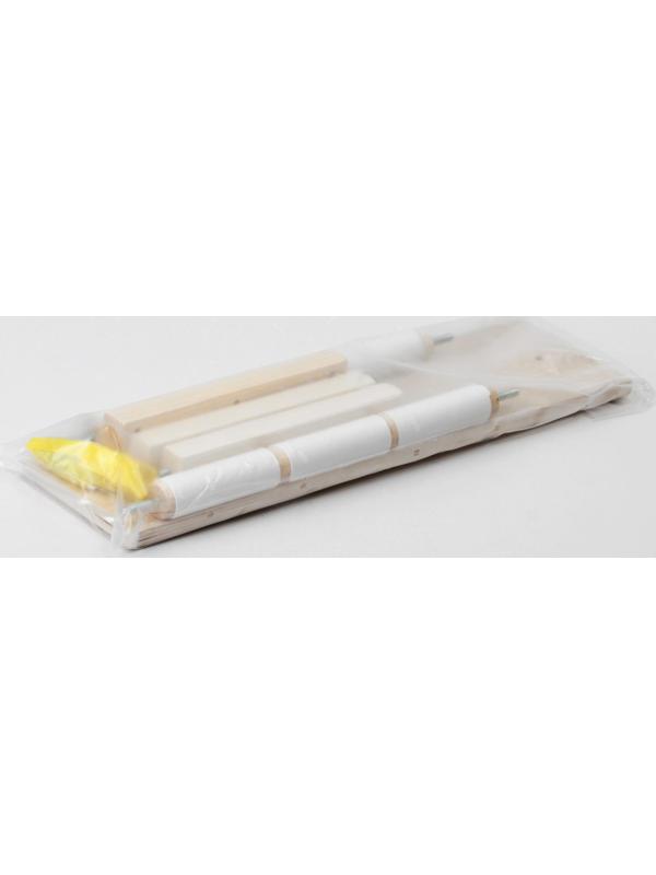 Пяльцы-рамка для вышивания, 20 × 30 см, с подставкой, цвет светлое дерево