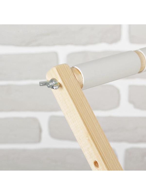 Пяльцы-рамка для вышивания, 40 × 60 см, с подставкой, цвет светлое дерево