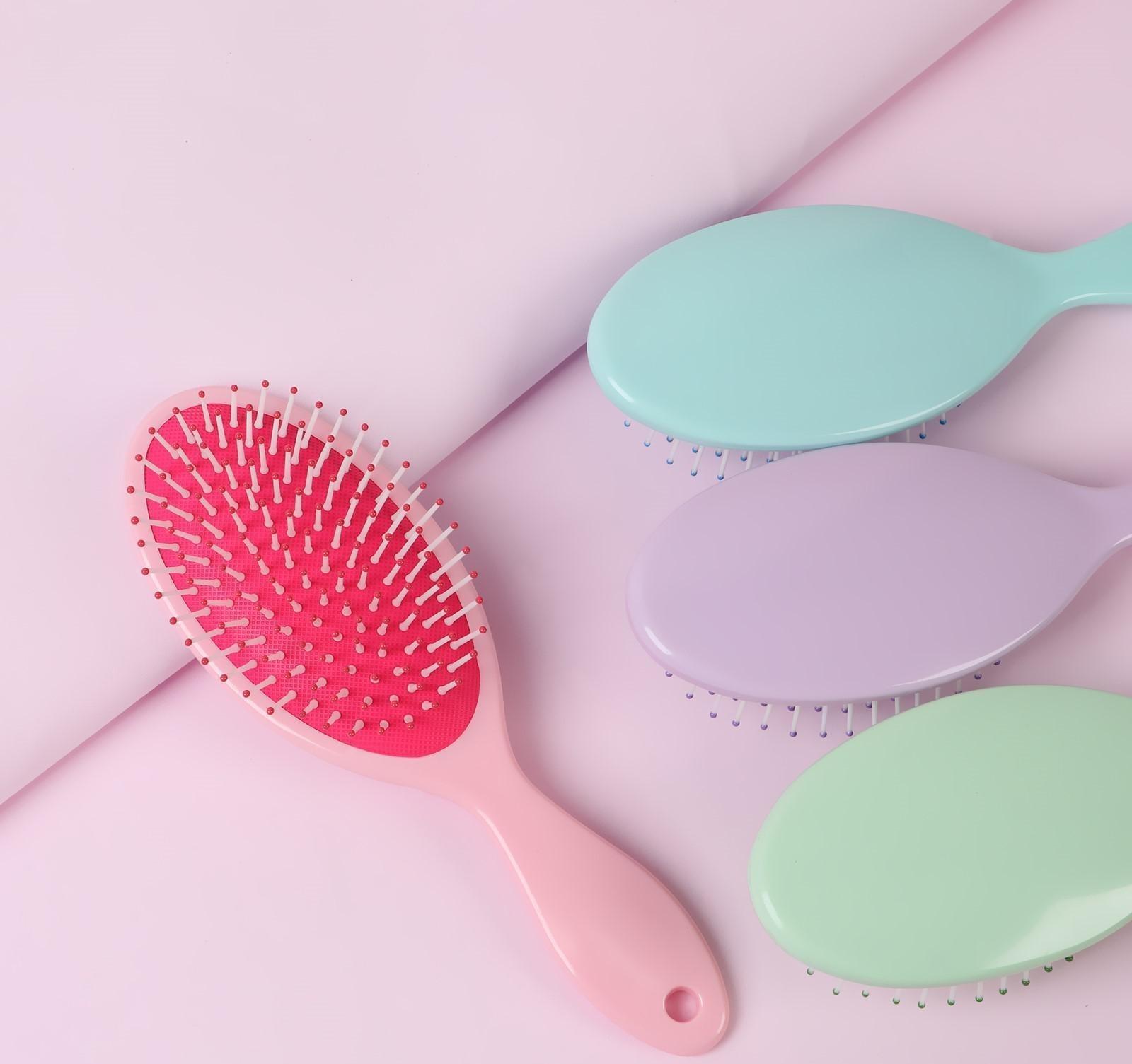 Расчёска массажная, 7 × 22 см, цвет МИКС