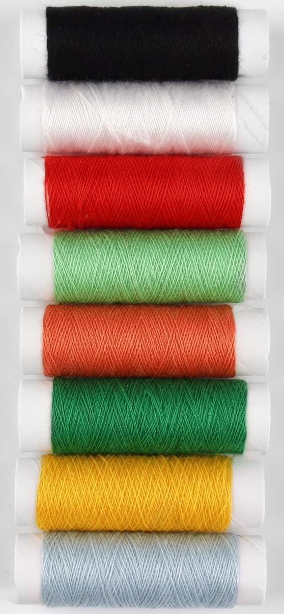 Швейный набор, 24 предмета, в пластиковом контейнере, 12 × 6 × 7,5 см, цвет МИКС