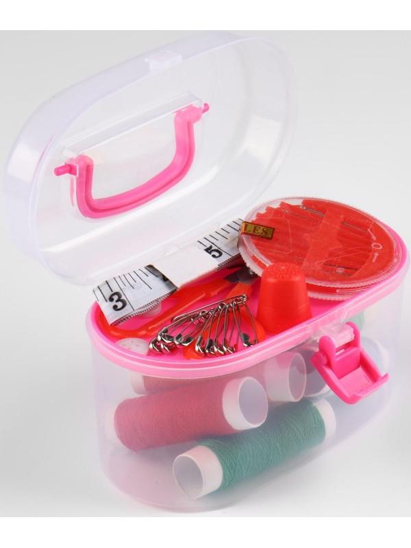 Швейный набор, 24 предмета, в пластиковом контейнере, 12 × 6 × 7,5 см, цвет МИКС