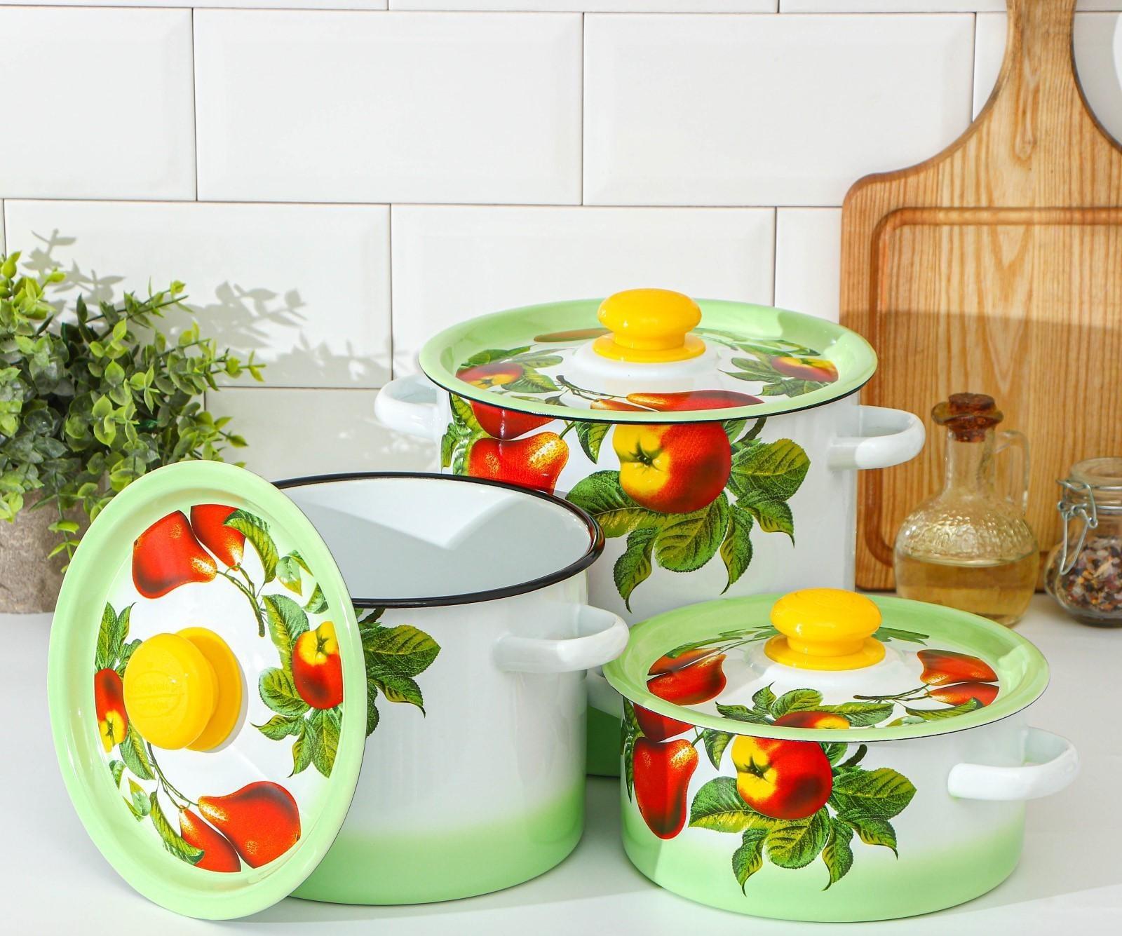 Набор кастрюль «Дары лета», 3 предмета: 2 л, 3,5 л, 5,5 л, эмалированные крышки, индукция