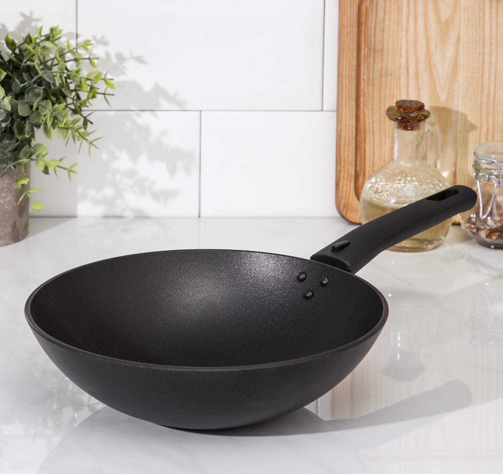 Сковорода Wok, d=24 см, съёмная ручка, антипригарное покрытие, цвет чёрный