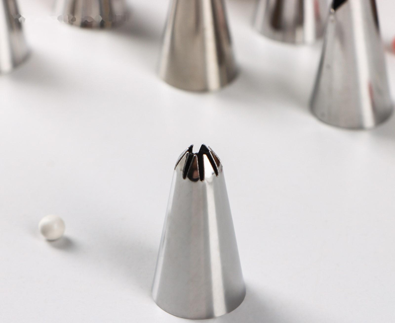 Набор насадок кондитерских Доляна, d=1,6 см, 8 шт, адаптер, насадки в ассортименте