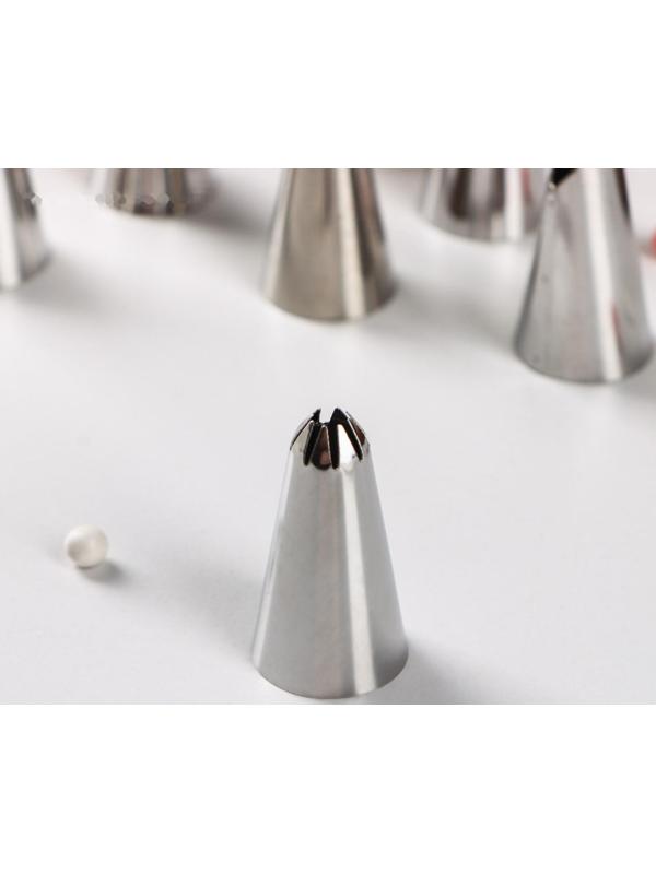 Набор насадок кондитерских Доляна, d=1,6 см, 8 шт, адаптер, насадки в ассортименте