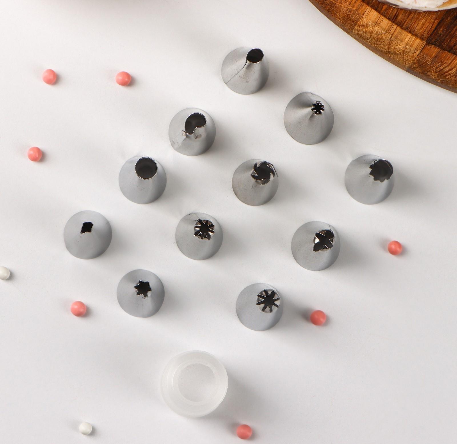 Набор насадок кондитерских Доляна, d=1,8 см, 12 шт, адаптер, насадки в ассортименте