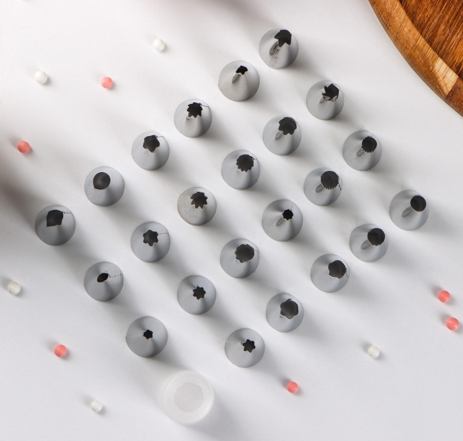 Набор насадок кондитерских Доляна, 24 шт, d=1,5 см, адаптер, насадки в ассортименте