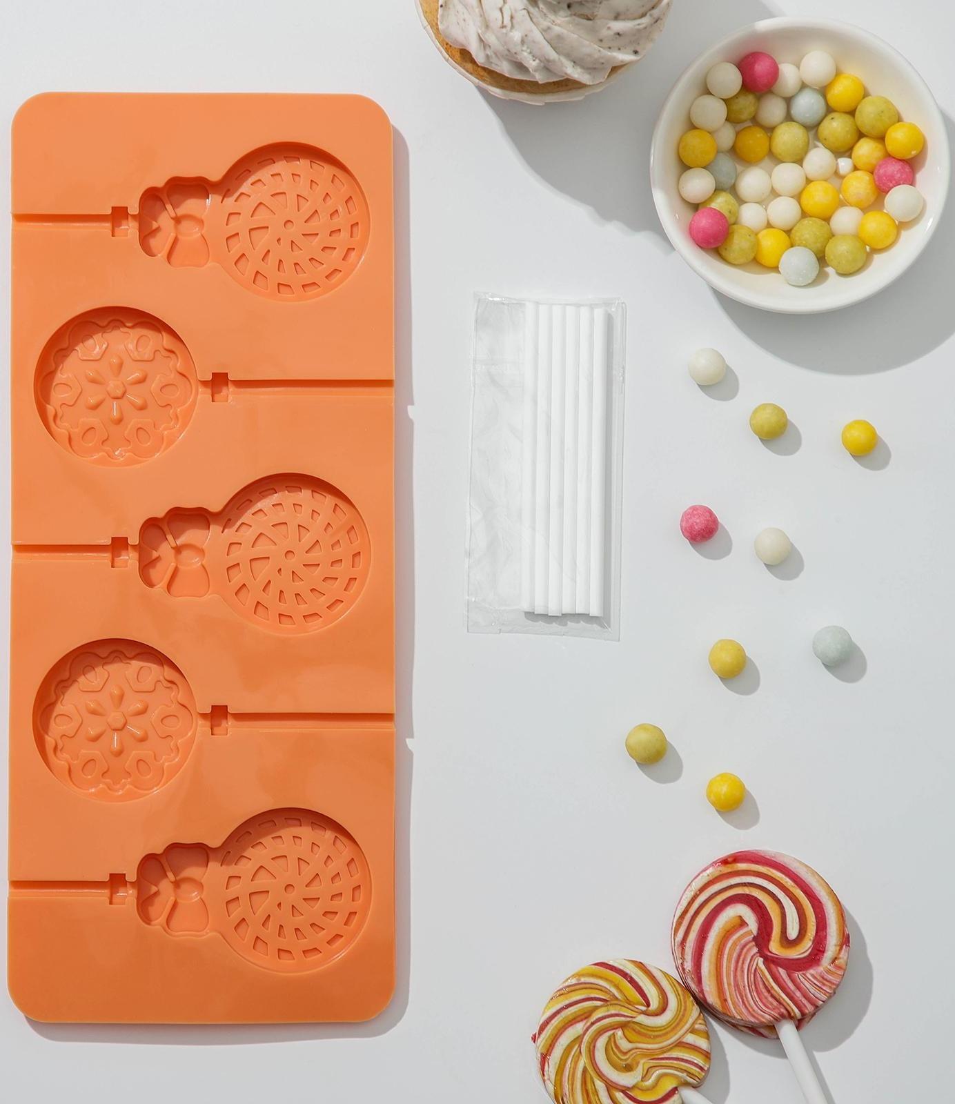 Форма для леденцов Доляна «Карамелька», 24×9,5 см, 5 ячеек, с палочками, цвет МИКС