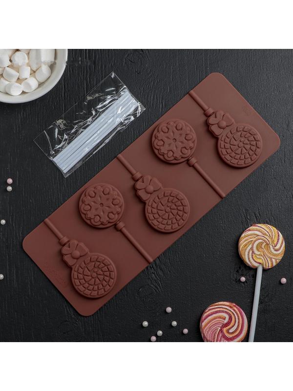 Форма для леденцов Доляна «Карамелька», 24×9,5 см, 5 ячеек, с палочками, цвет МИКС