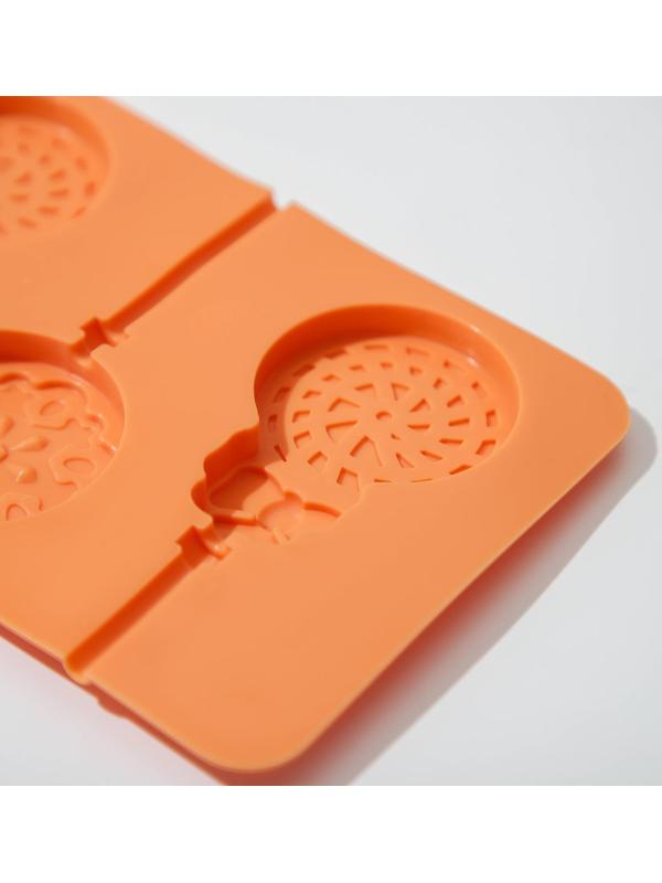 Форма для леденцов Доляна «Карамелька», 24×9,5 см, 5 ячеек, с палочками, цвет МИКС