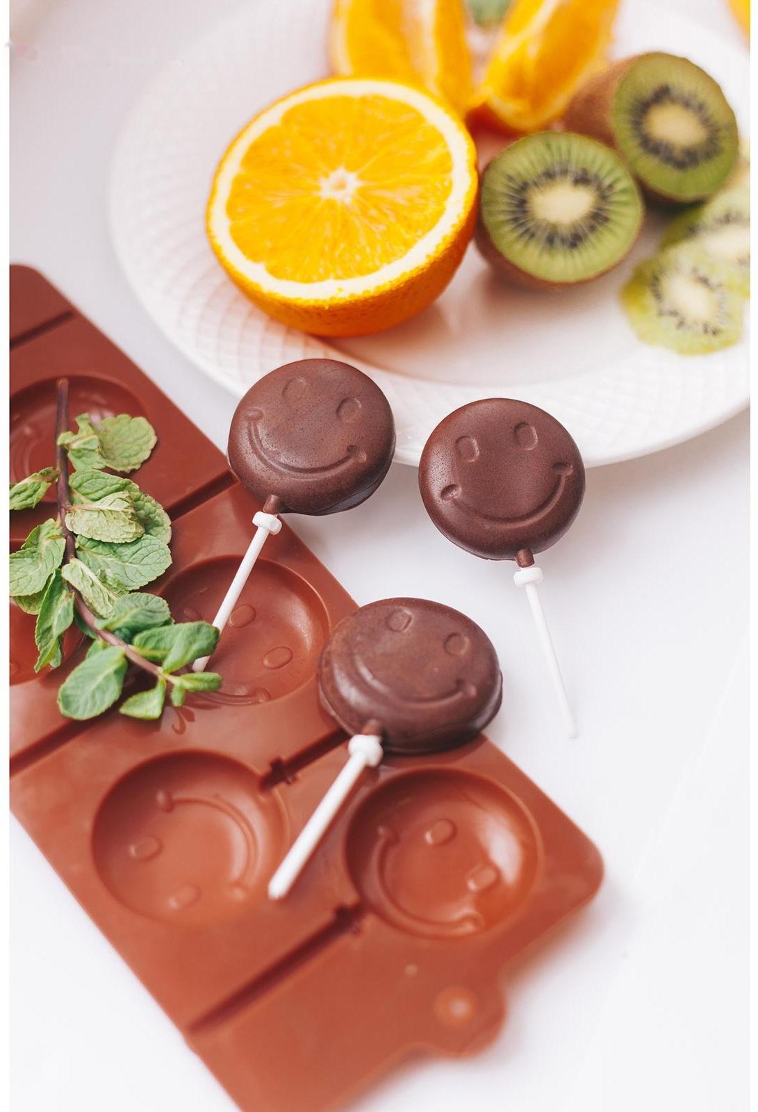 Форма для леденцов Доляна «Смайл», 24×9,5 см, 6 ячеек (d=4 см), с палочками, цвет МИКС