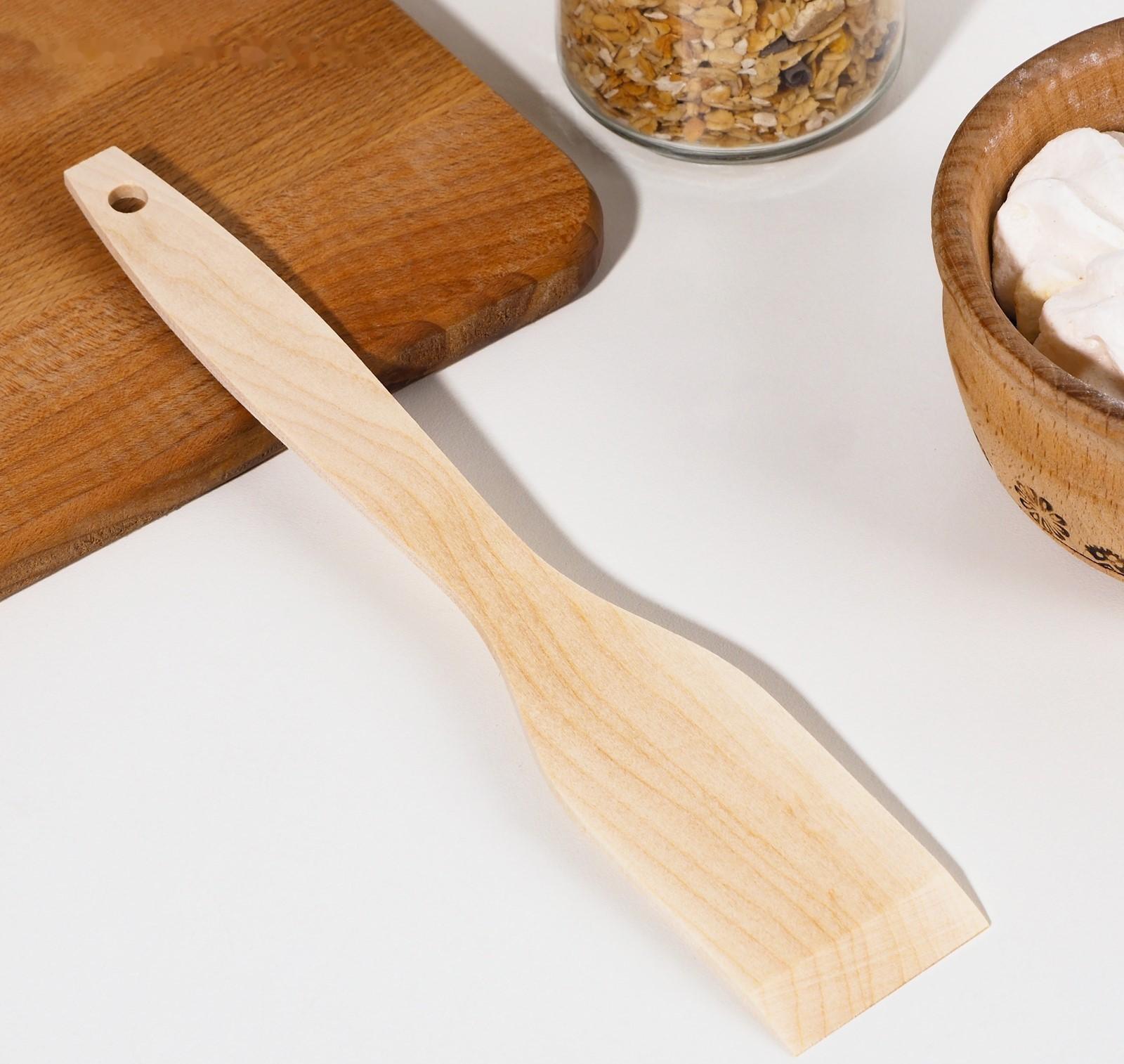 Лопатка деревянная 245х45х4 мм 