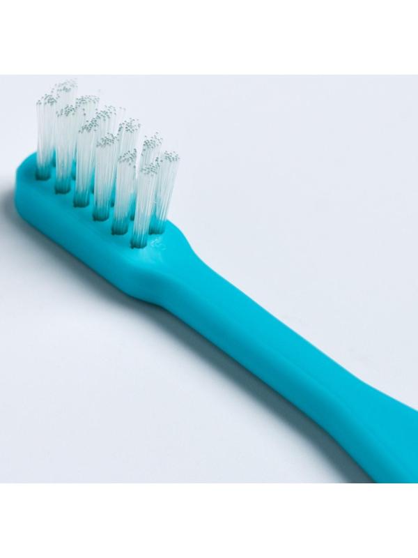 Набор детских щёток 3 шт.: щётка силиконовая, массажёр, щётка с мягкой щетиной (нейлон), от 3 мес., цвета МИКС