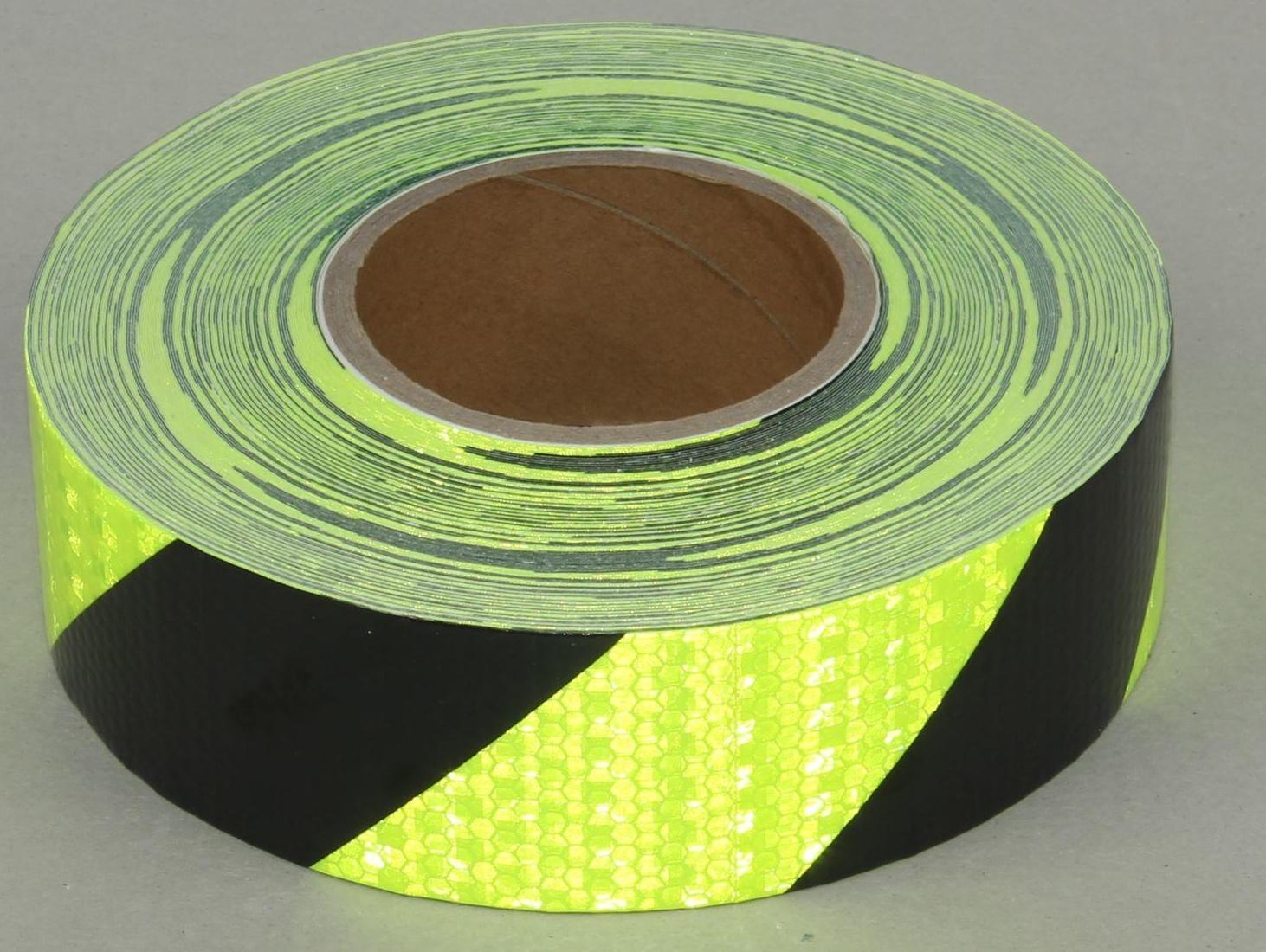 Светоотражающая лента, самоклеящаяся, салатовая с пунктиром, 5 см х 45 м