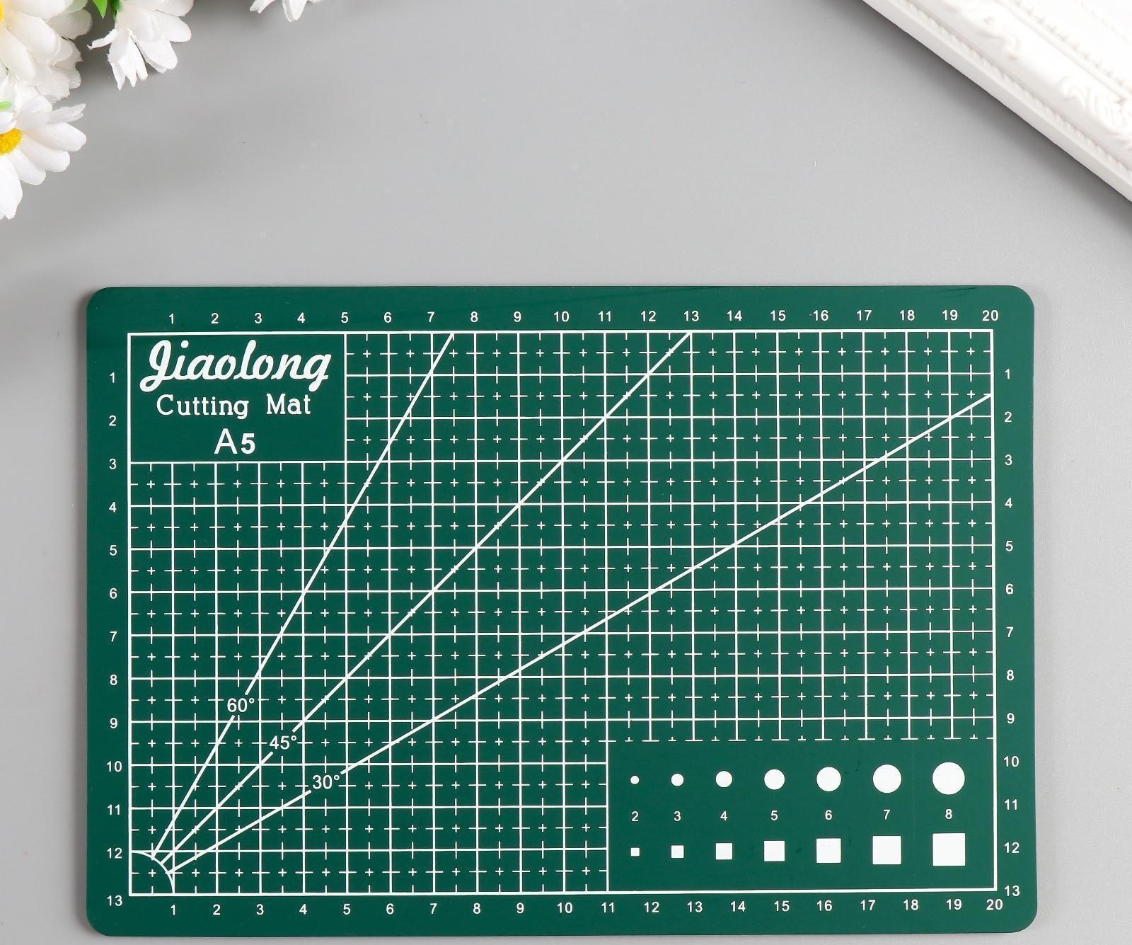 Резиновый мат для творчества формат А5 21х14,8 см толщина 3 мм МИКС