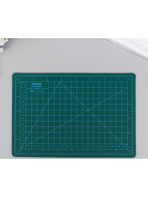 Резиновый мат для творчества формат А5 21х14,8 см толщина 3 мм МИКС
