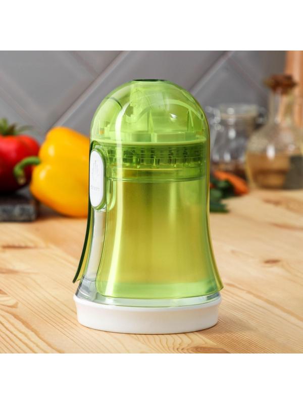 Овощерезка Доляна, 2 сменные насадки, съёмный пушер, 10,6×10,6×16,6 см, цвет зелёный, белый