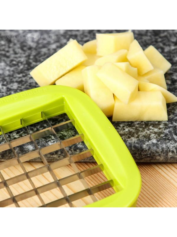 Овощерезка универсальная с контейнером Доляна, 3 сменные насадки и пушер, 14,5×14,5×21 см, цвет бело-зелёный