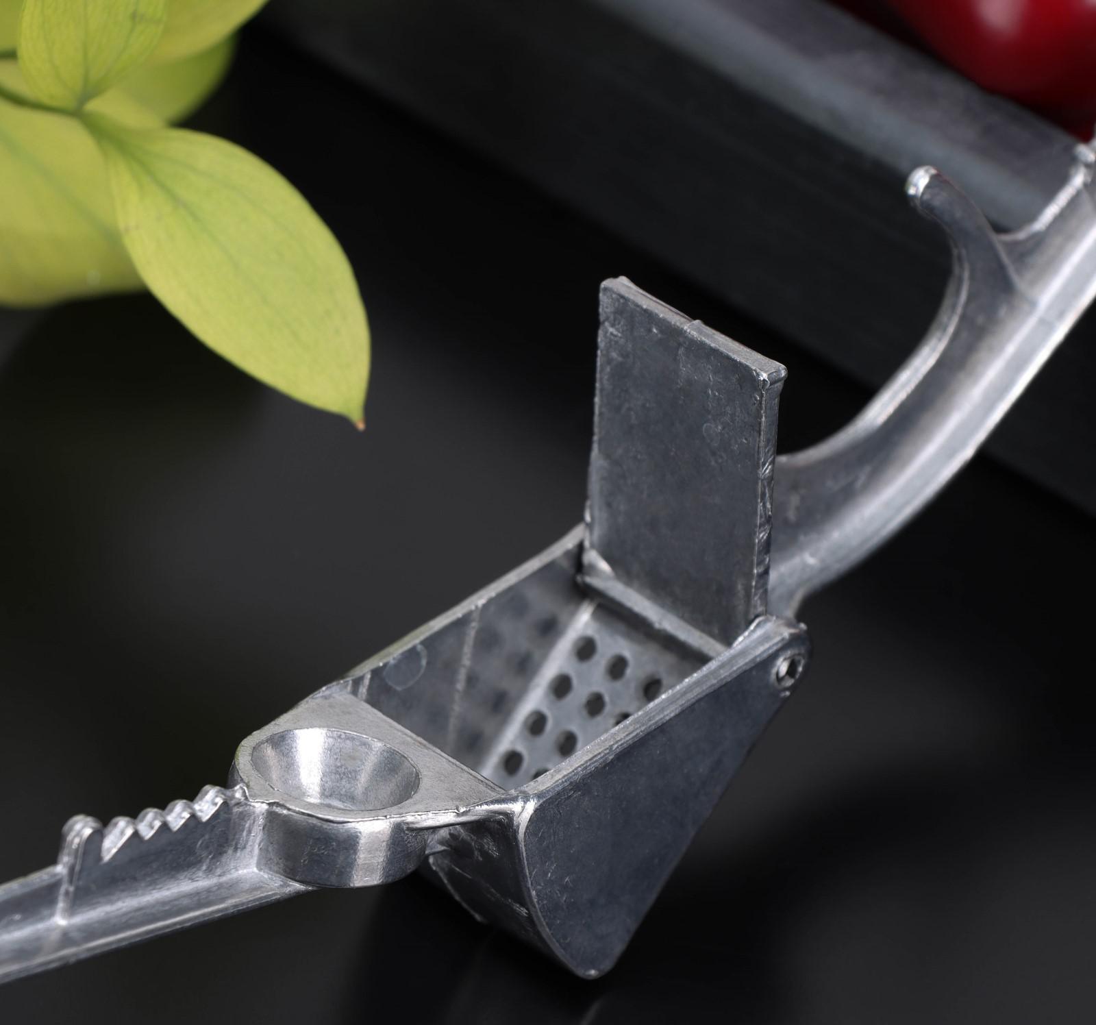 Пресс для чеснока, из алюминия