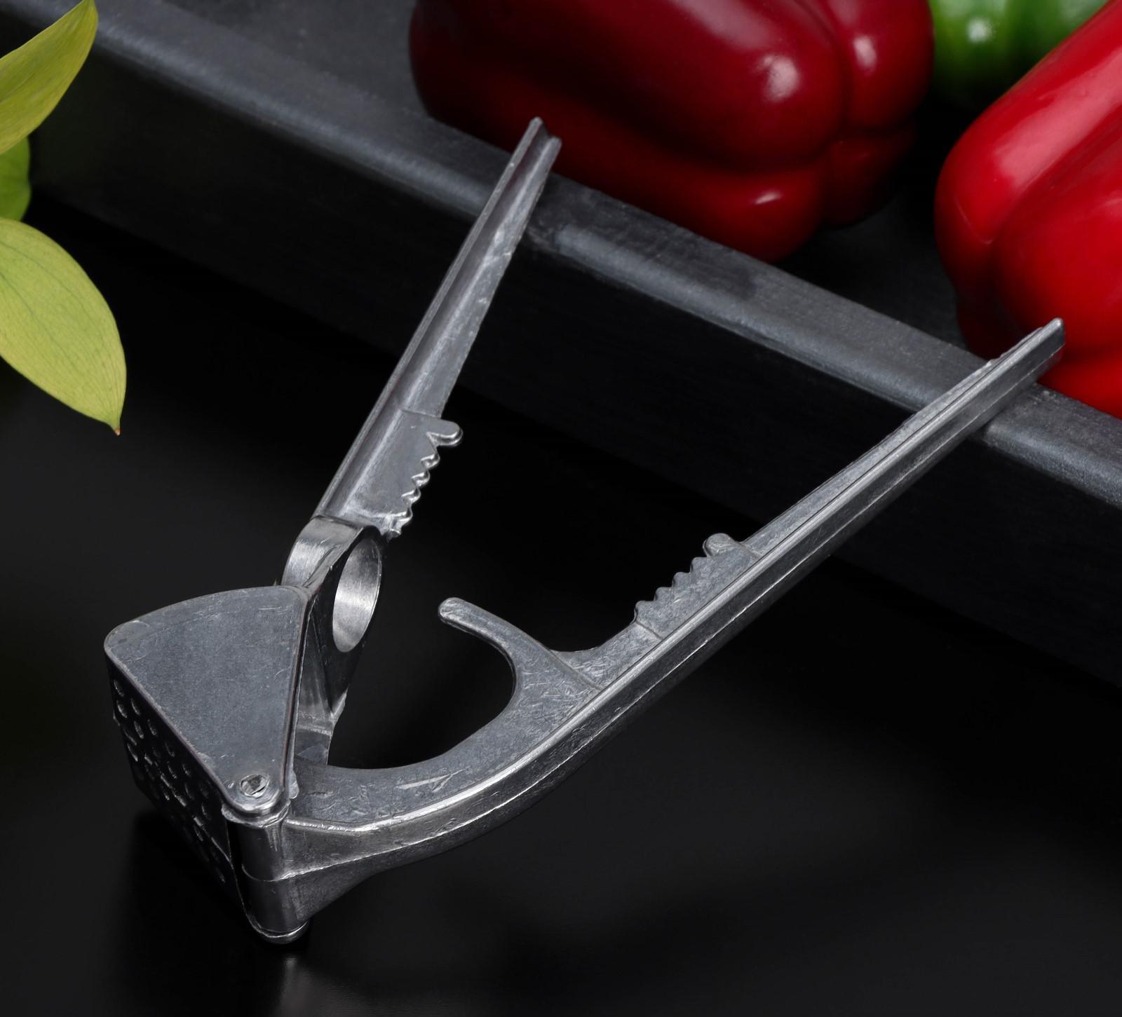 Пресс для чеснока, из алюминия