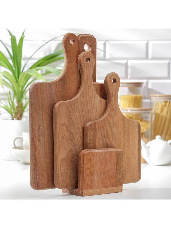 Нaбор досок разделочных нa подстaвке Премиум «Мaтрёшкa», 3 шт: 30×19 см, 35×21 см, 40×25 см, мaссив букa