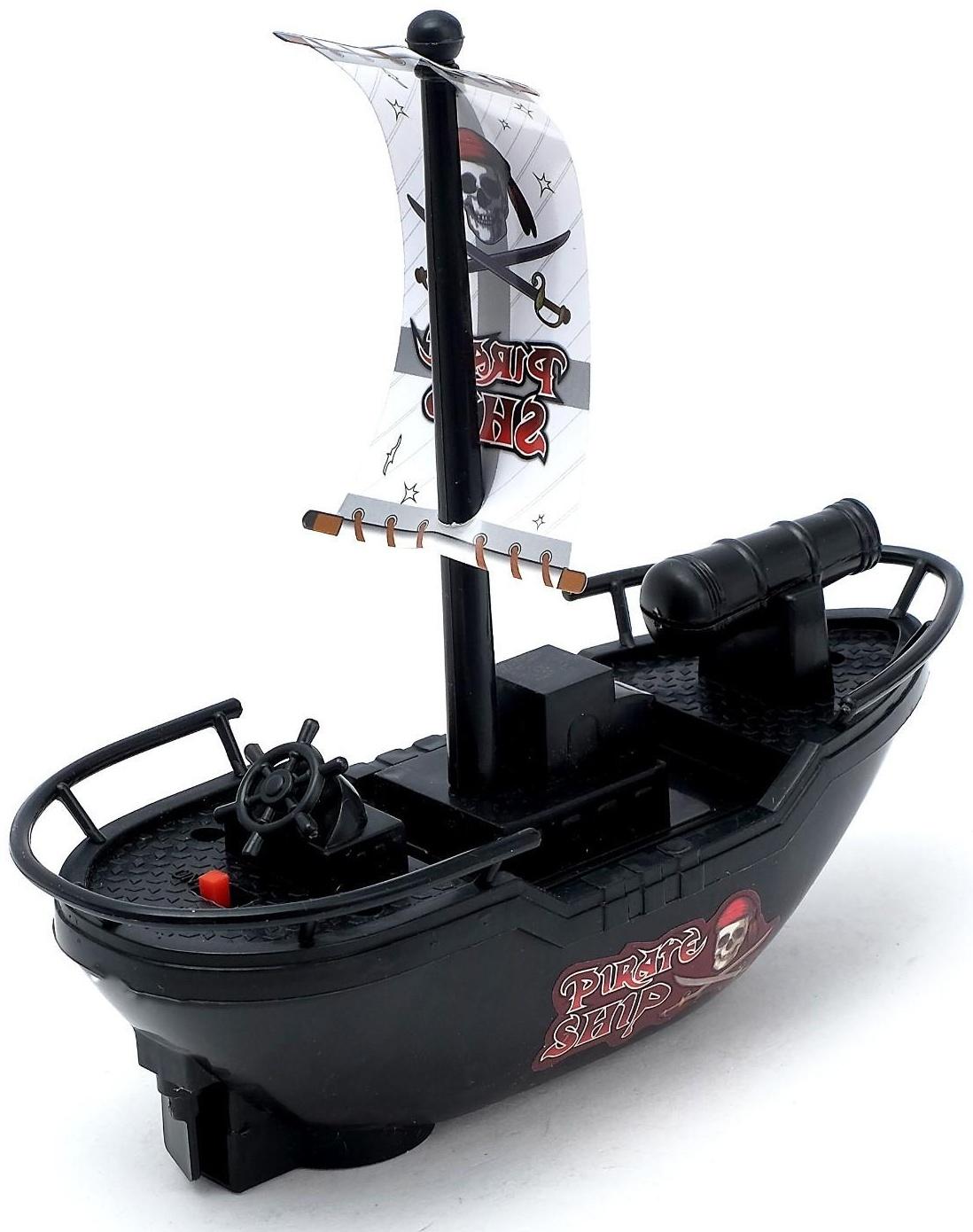 Детский корабль «Пиратская лодка», работает от батареек