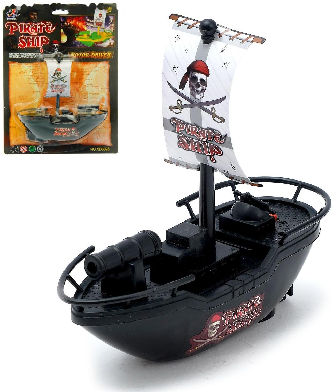 Детский корабль «Пиратская лодка», работает от батареек