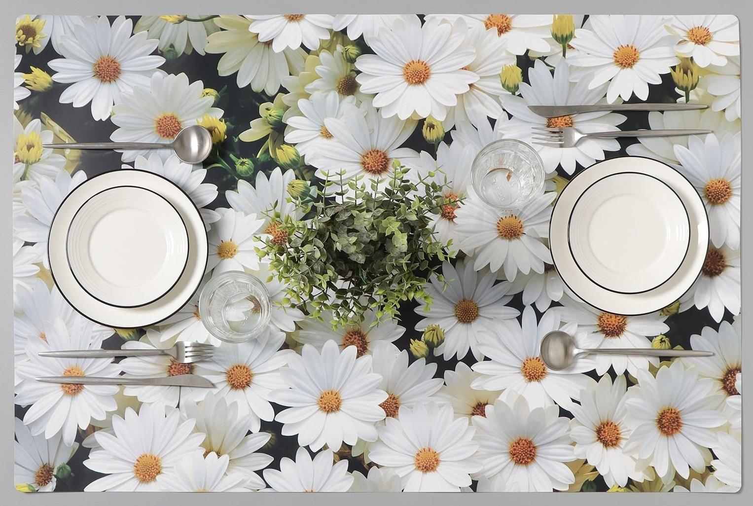 Салфетка сервировочная на стол «Ромашки», 60×90 см