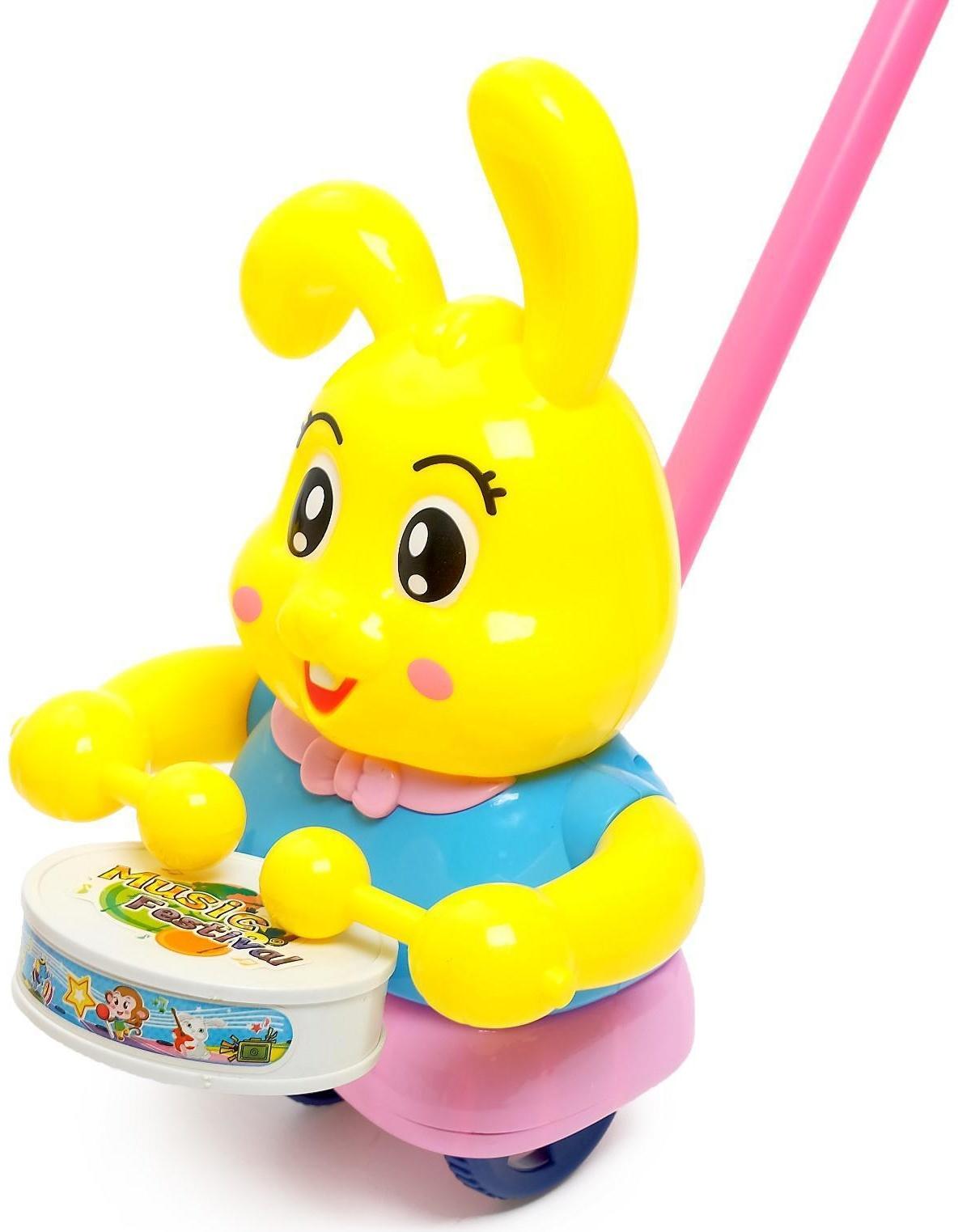 Каталка на палке «Зайка-барабанщик», цвета МИКС