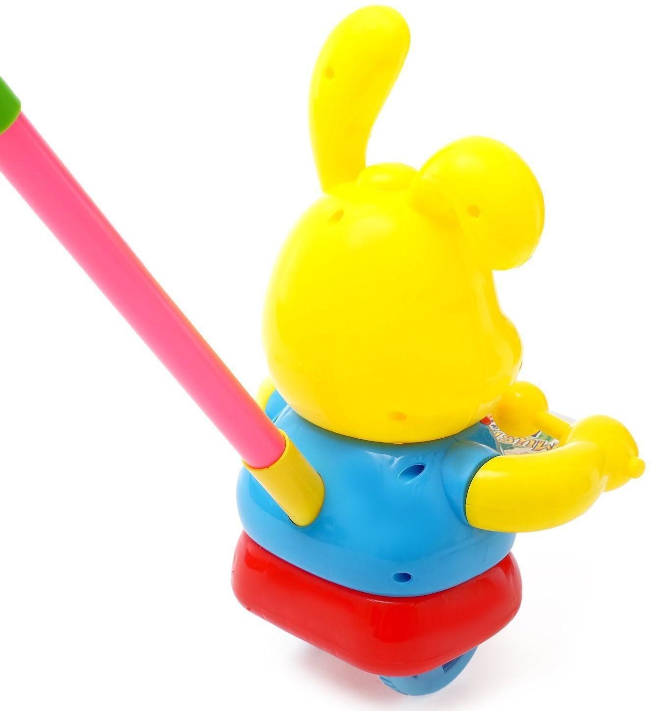 Каталка на палке «Зайка-барабанщик», цвета МИКС