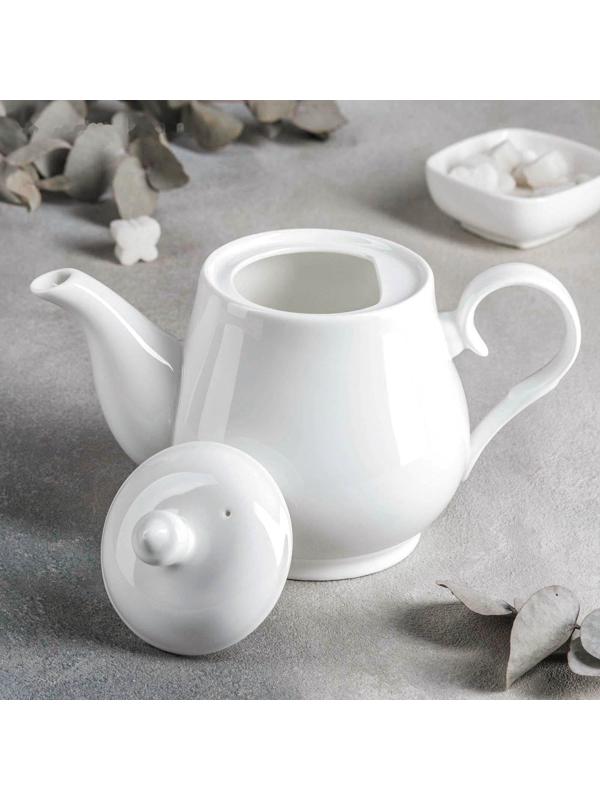 Чайник фарфоровый заварочный, 850 мл, цвет белый