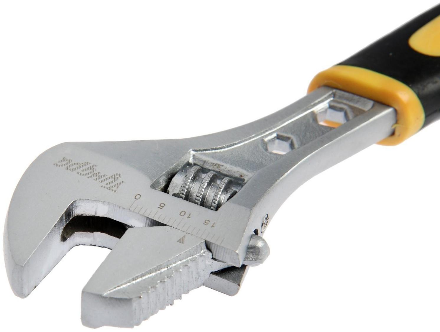 Ключ разводной ТУНДРА, 2 варианта зажима, гайки 3-5-10 мм, 2К рукоятка, 150 мм