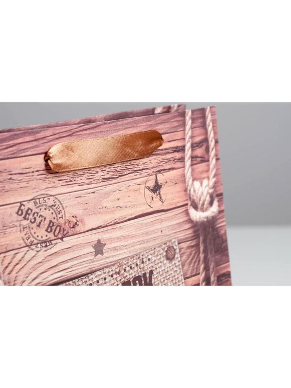 Пакет крафтовый вертикальный «Подарок настоящему мужчине», 23 × 27 × 8 см