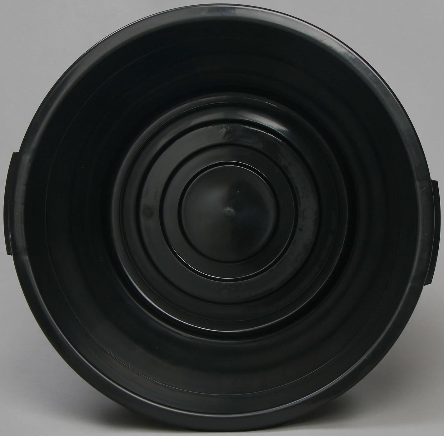 Бак хозяйственно-бытовой, 40 л, с крышкой, чёрный