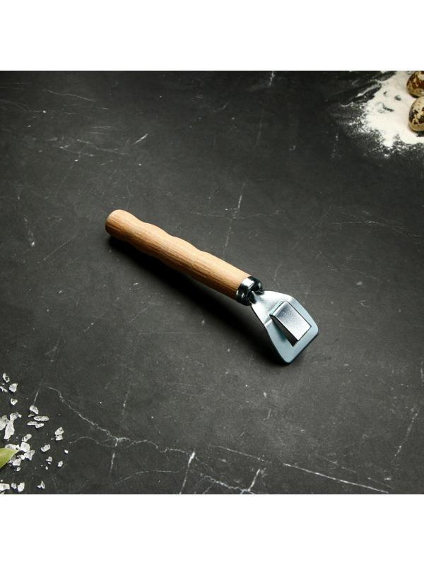 Чапельник с деревянной ручкой, 18 см