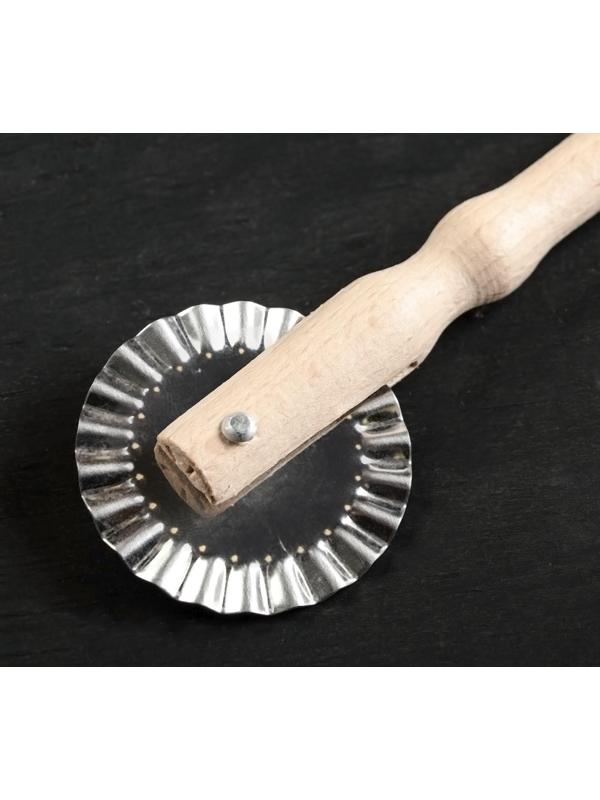 Нож для теста и пиццы, 18 см