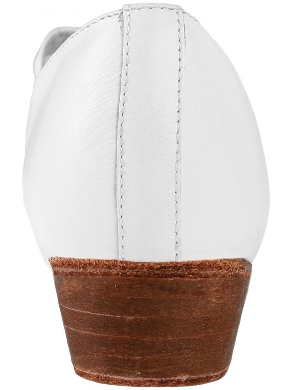 Туфли народные женские, длина по стельке 23,5 см, цвет белый