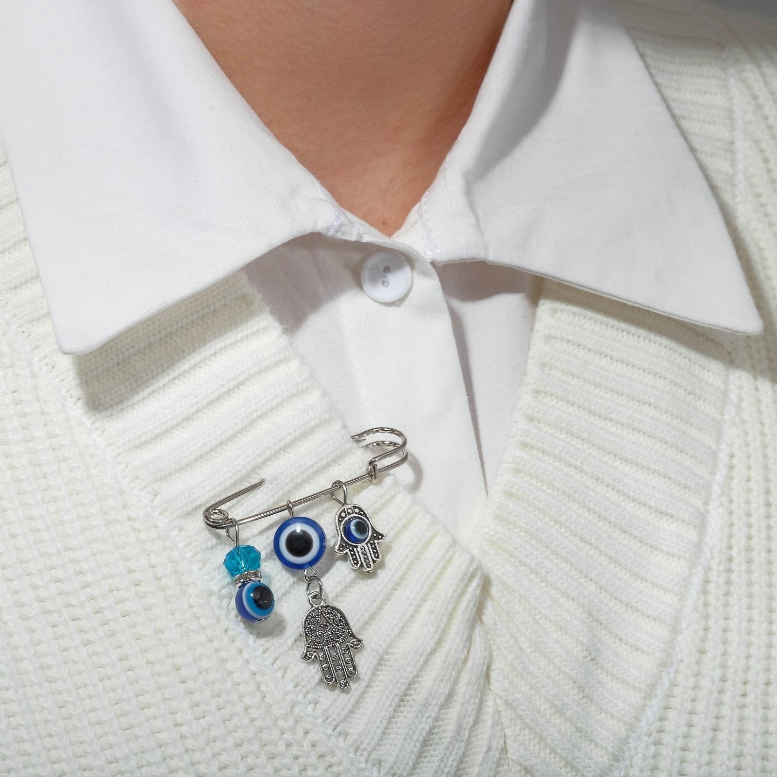 Булавка-оберег 3 подвески 